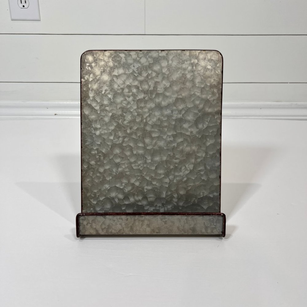 Metal Tabletop Book/Frame Standing Easel - Picture 2 of 5